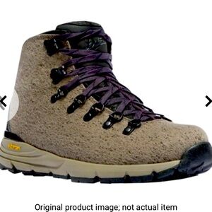 Danner Mountain 600 Enduroweave Women’s Hiking Boots
